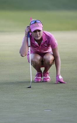 May 20, 2017: Lexi Thompson lines up her putt during the third round of the Kingsmill Championship on the Kingsmill Resort River Course in Williamsburg, Virginia. CSM LPGA Golf Damen 2017: Kingsmill Championship MAY 20 - ZUMAc04_ 20170520_zaf_c04_088 Copyright: xJustinxCooperx