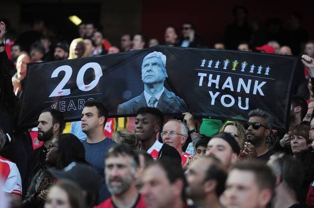 Football - 2016 2017 Premier League - Arsenal vs. Everton Banners ,around the ground for and against Arsene Wenger to leave at The Emirates. COLORSPORT ANDREW COWIE 