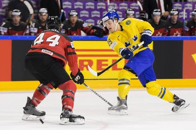 Eishockey, WM, Finale, Kanada - Schweden 170521 Sveriges William Nylander under finalen mellan Kanada och Sverige pa ishockey-VM den 21 maj 2017 i Köln.  Copyright: JOELxMARKLUND BB170521JM078