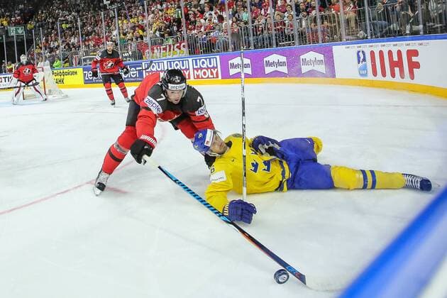 Eishockey, WM, Finale, Kanada - Schweden vl. Josh Morrissey (CAN), Marcus Kruger (SWE), Kanada - Schweden Koeln Copyright: xHorn xEibner-Pressefotox EP_BHN