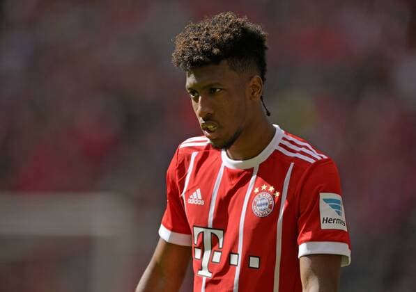 20.05.2017, Fussball 1.Bundesliga 2016 2017, 34.Spieltag, FC Bayern München - SC Freiburg, in der Allianz-Arena München. Kingsley Coman (Bayern München) nachdenklich. 