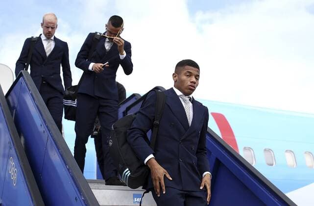Previews - UEFA Europa League Final 170523 STOCKHOLM, SWEDEN - MAY 23: David Neres of Ajax arrives with team mates ahead of the UEFA Europa League Final between Ajax and Manchester United ManU at Friends Arena on May 23, 2017 in Stockholm, Sweden. (Photo by Jan Kruger - UEFA) Local Caption David Neres I denna handout-bild fran UEFA den 23 maj 2017 i Stockholm.  Copyright: JanxKrugerx-xUEFA BB170523BB202
