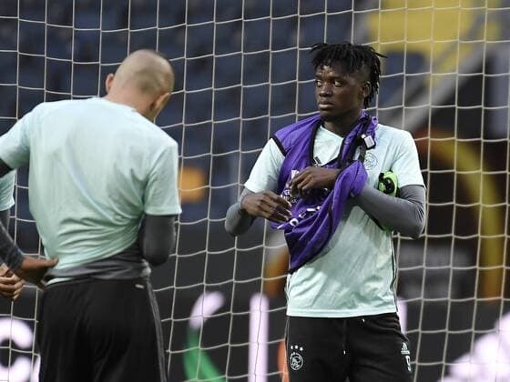 AFC Ajax no 9, Bertrand Traoré Ajax fotbollslag tränar pa Friends Arena inför UEFA Europa League-finalen, AFC Ajax och Manchester United ManU Friends Arena, Stockholm, 2017-05-23 (c) Patrik C Österberg IBL English: AFC Ajax no 9, Bertrand Traoré Ajax football team training at Friends Arena in front of the UEFA Europa League final, AFC Ajax and Manchester United, Friends Arena, Stockholm, 2017-05-23 Ajax football team training at Friends Arena - 