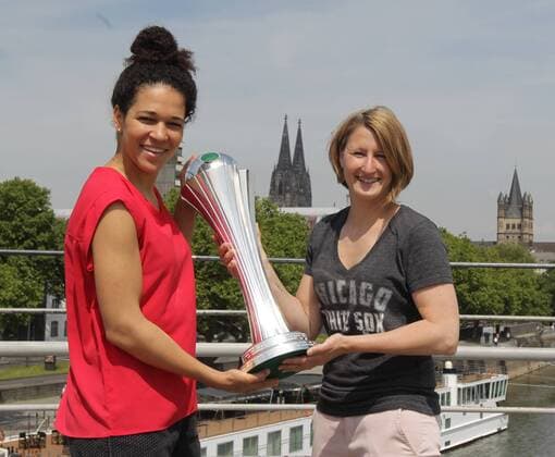 Celia Sasic Schokoladenmuseum Koeln Deutschland Datum: 23.05.2017 Rechts: Sonja Fuss Links: Celia Sasic