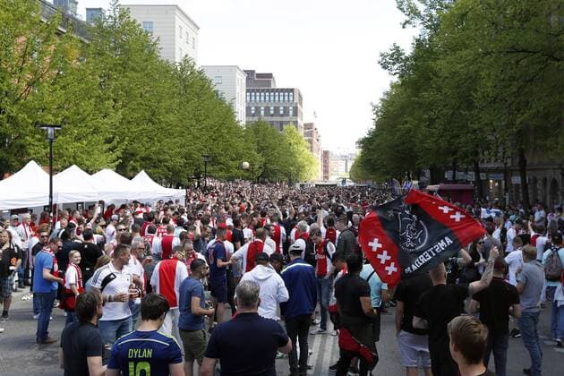 fans of Ajaxbefore the UEFA Europa League final match between Ajax Amsterdam and Manchester United ManU on May 24, 2017 in Stockholm, Sweden Ajax fans in Stockholm UEFA Europa League 2016 2017 xVIxVIxImagesx xMauricexvanxSteenxIVx 7860588
