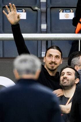 170524 Manchester Uniteds Zlatan Ibrahimovic vinkar under finalen i Europa League mellan Ajax och Manchester United ManU den 24 maj 2017 i Stockholm.  Copyright: LUDVIGxTHUNMAN BB170524LT049