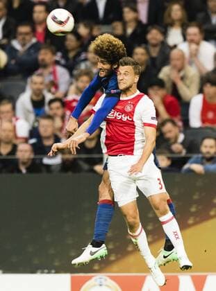 Stockholm, 24.05.2017 Marouane Fellaini (ManU), Joel Veltman (Ajax) Ajax Amsterdam - Manchester United ManU