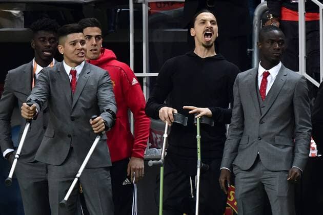 170524 Manchester Uniteds Zlatan Ibrahimovic reagerar vid spelarbänken under finalen i Europa League mellan Ajax och Manchester United ManU den 24 maj 2017 i Stockholm.  Copyright: LUDVIGxTHUNMAN BB170524LT060
