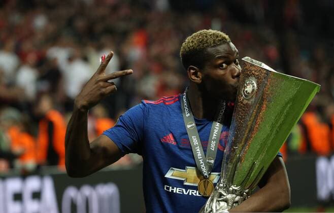 SOCCER - UEFA EL, Ajax vs Manchester SOLNA,SWEDEN,24.MAY.17 - SOCCER - UEFA Europa League, final, Ajax Amsterdam vs Manchester United ManU Image shows the rejoicing of Paul Pogba (Manchester). Keywords: trophy. GEPAxpictures xAndreasxPranter