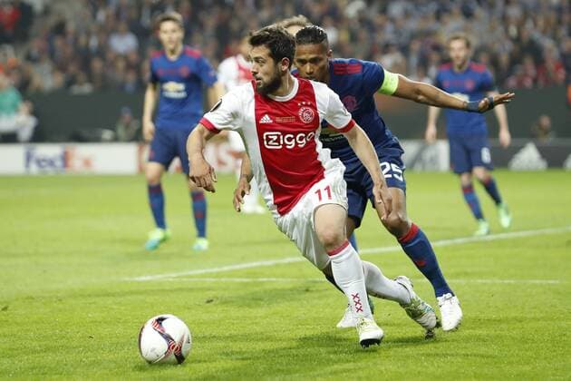 (L-R) Amin Younes of Ajax, Antonio Valencia of Manchester Unitedduring the UEFA Europa League final match between Ajax Amsterdam and Manchester United ManU at the Friends Arena on May 24, 2017 in Stockholm, Sweden Ajax v Manchester United UEFA Europa League 2016 2017 xVIxVIxImagesx xMauricexvanxSteenxIVx 7862922