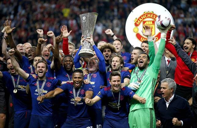 Wayne Rooney of Manchester United ManU lifts the trophy with his team mates after the UEFA Europa League Final match at the Friends Arena, Stockholm. Picture date: May 24th, 2017.Picture credit should read: Matt McNulty Sportimage EDITORIAL USE ONLY. No use with unauthorised audio, video, data, fixture lists, club league logos or live services. Online in-match use limited to 120 images, no video emulation. No use in betting, games or single club league player publications.