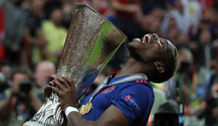 SOCCER - UEFA EL, Ajax vs Manchester SOLNA,SWEDEN,24.MAY.17 - SOCCER - UEFA Europa League, final, Ajax Amsterdam vs Manchester United ManU Image shows the rejoicing of Paul Pogba (Manchester). Keywords: trophy. GEPAxpictures xAndreasxPranter