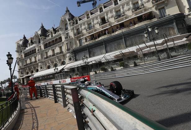 Motorsports: FIA Formula One World Championship WM Weltmeisterschaft 2017, Grand Prix of Monaco, 44 Lewis Hamilton (GBR, Mercedes AMG Petronas F1 Team), Monte Carlo Monaco xHOCHxZWEIx