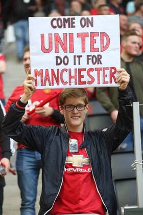 24.05.2017, Friends Arena, Solna, SWE, UEFA EL, Ajax Amsterdam vs Manchester United ManU Finale, im Bild Manchester United fans display banners in support of the victims of the suicide bomb attack at the Ariande Grande concert earlier in the week Manchester United fans display banners in support of the victims of the suicide bomb attack at the Ariande Grande concert earlier in the week during the Final Match of the UEFA Europaleague between Ajax Amsterdam and Manchester United at the Friends Arena in Solna, Sweden on 2017 05 24. Solna  EP_FIL  