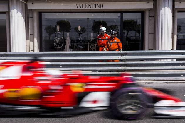 Bilder des Tages - SPORT April 6, 2014 - Monaco, Monaco - 05 VETTEL Sebastian from Germany of Ferrari SF70-H team scuderia Ferrari during the Monaco Grand Prix of the FIA Formula 1 championship, at Monaco on 25th of 2017. F1 Grand Prix of Monaco - Practice  - ZUMAn230 20140406_zaa_n230_233 Copyright: xXavierxBonillax