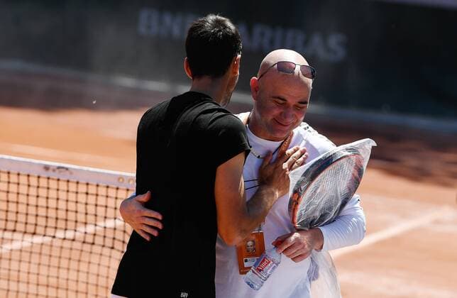 Tennislegende Andrej Agassi USA ,Ehemann von Steffi Graf, ist der neue Coach von Novak Djokovic,Serbien