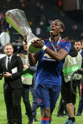 24.05.2017, Friends Arena, Solna, SWE, UEFA EL, Ajax Amsterdam vs Manchester United ManU Finale, im Bild Paul Pogba of Manchester United with the Trophy Paul Pogba of Manchester United with the Trophy during the Final Match of the UEFA Europaleague between Ajax Amsterdam and Manchester United at the Friends Arena in Solna, Sweden on 2017 05 24. Solna  EP_fil  