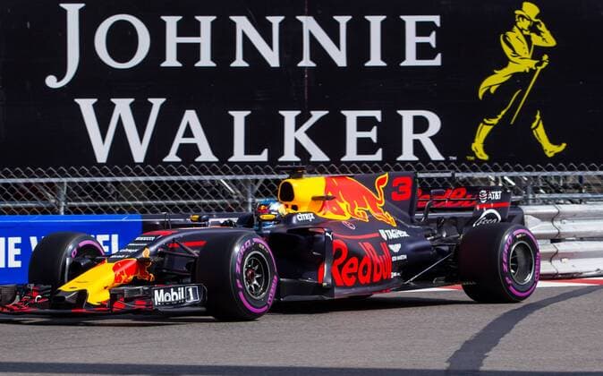 May 25, 2017 - Monte-Carlo, Monaco - Daniel Ricciardo of Australia and Red Bull Racing driver during the practice session on Formula 1 Grand Prix de Monaco on May 25, 2017 in Monte Carlo, Monaco. F1 Grand Prix of Monaco - Practice  - ZUMAn230 20170525_zaa_n230_248 Copyright: xRobertxSzaniszlox