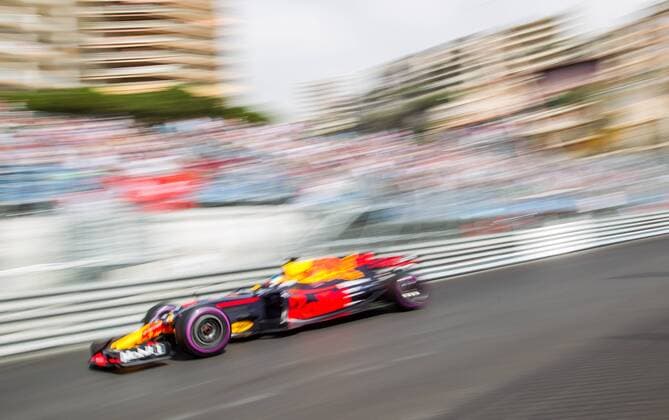 May 25, 2017 - Monte-Carlo, Monaco - Daniel Ricciardo of Australia and Red Bull Racing driver during the practice session on Formula 1 Grand Prix de Monaco on May 25, 2017 in Monte Carlo, Monaco. F1 Grand Prix of Monaco - Practice  - ZUMAn230 20170525_zaa_n230_246 Copyright: xRobertxSzaniszlox