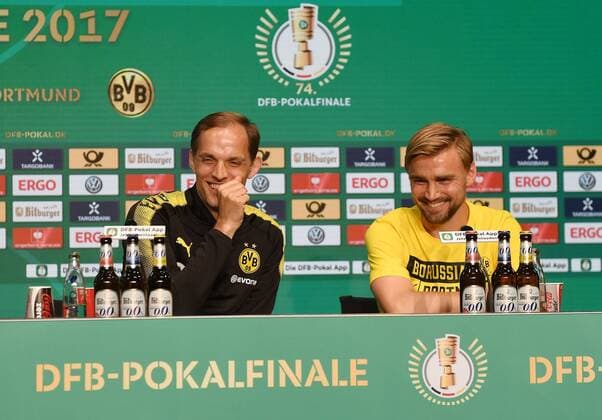 26.05.2017, xjhx, Fussball DFB Pokal Finale Training und Pressekonferenz, Borussia Dortmund - Eintracht Frankfurt, emspor v.l. Trainer Thomas Tuchel (Borussia Dortmund), Marcel Schmelzer (Borussia Dortmund) Berlin