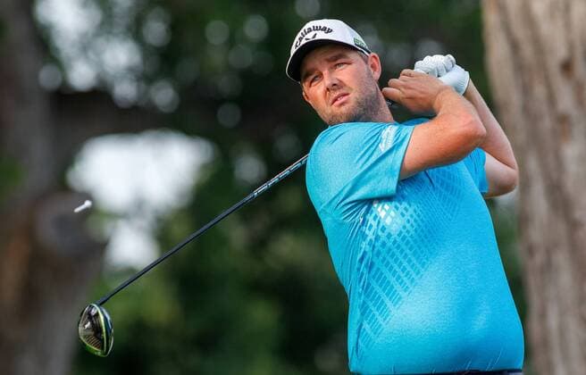May 26, 2017 - Fort Worth, TX, USA - Marc Leishman tees off on the 11th hole during the second round of the Dean & DeLuca Invitational golf tournament at Colonial Country Club Friday, May 26, 2017 in Fort Worth, Texas. Colonial - ZUMAm67_ 20170526_zaf_m67_013 Copyright: xRayxCarlinx