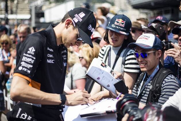 May 26, 2017 - Monaco, Monaco - 31 OCON Esteban from France of Force India VJM10 signing autographs to the fans during the Monaco Grand Prix of the FIA Formula 1 championship, at Monaco on 26th of 2017. F1 Grand Prix of Monaco - Previews  - ZUMAn230 20170526_zaa_n230_236 Copyright: xXavierxBonillax