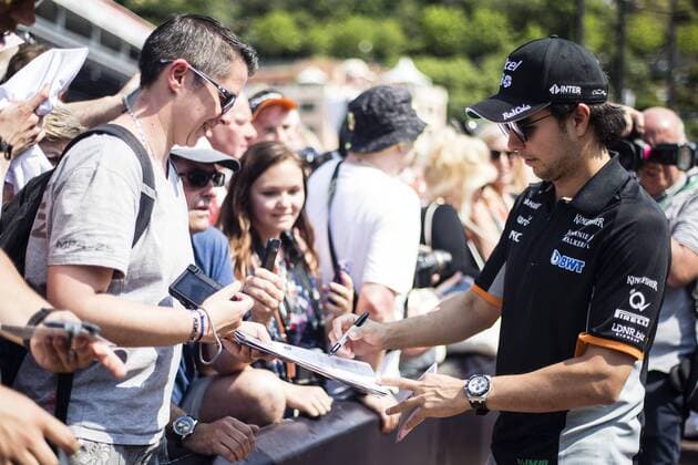 May 26, 2017 - Monaco, Monaco - 11 PEREZ Sergio from Mexico of Force India VJM10 signing autographs to the fans during the Monaco Grand Prix of the FIA Formula 1 championship, at Monaco on 26th of 2017. F1 Grand Prix of Monaco - Previews  - ZUMAn230 20170526_zaa_n230_261 Copyright: xXavierxBonillax