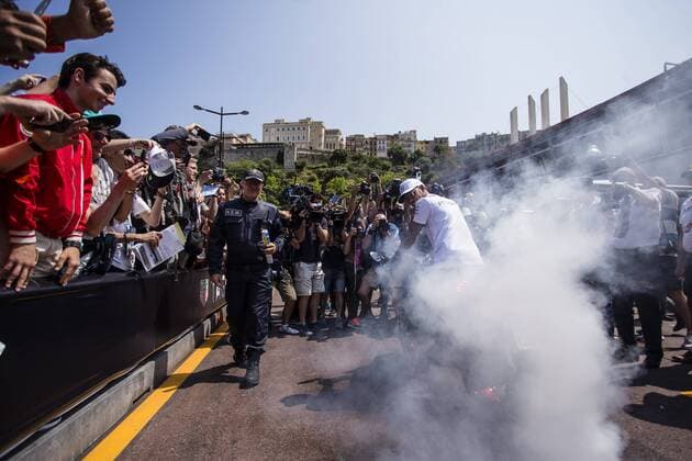 May 26, 2017 - Monaco, Monaco - 44 HAMILTON Lewis from Great Britain of Mercedes W08 Hybrid EQ Power+ team Mercedes GP with his motorbike saluding to the fans during the Monaco Grand Prix of the FIA Formula 1 championship, at Monaco on 26th of 2017. F1 Grand Prix of Monaco - Previews  - ZUMAn230 20170526_zaa_n230_274 Copyright: xXavierxBonillax
