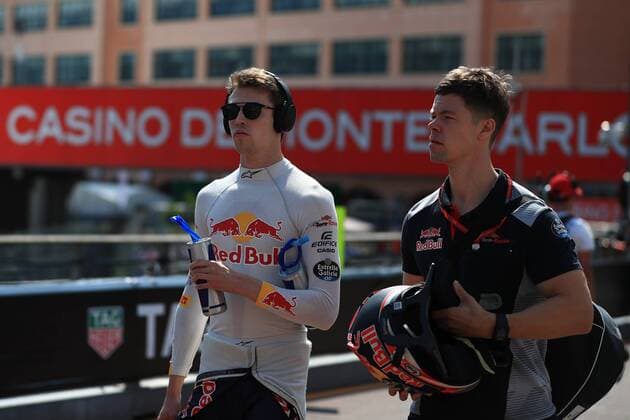 May 27th 2017, Monaco; F1 Grand Prix of Monaco Friday qualifying sessions day; Daniil Kvyat - Scuderia Toro Rosso xLeannexBoonx  ActionPlus11883917