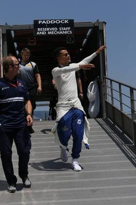 Pascal Wehrlein (Sauber F1 Team) gruesst die Fans, Grosser Preis von Monaco 2017, Motorsport, Formel 1, Qualifikation, 27.05.2017, Monte Carlo Copyright: xAndre Eibner-Pressefotox EP_JAE