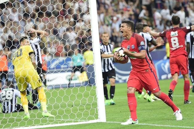 joie de SILVA Thiago (PSG) apres le but csc de Cissokho FOOTBALL : Angers vs PSG - Finale 100e coupe de France - 27 05 2017 JBAutissier Panoramic 