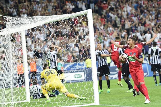 joie de SILVA Thiago (PSG) apres le but csc de Cissokho FOOTBALL : Angers vs PSG - Finale 100e coupe de France - 27 05 2017 JBAutissier Panoramic 