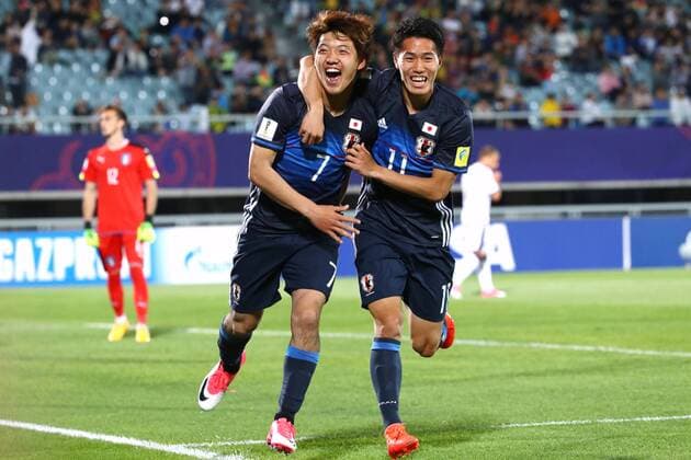 (L-R) Ritsu Doan, Keita Endo (JPN), MAY 27, 2017 - Football Soccer : 2017 FIFA U-20 World Cup Group D match between Japan 2-2 Italy at Cheonan Baekseok Stadium in Cheonan, South Korea. Noxthirdxpartyxsales  (ipha038508)