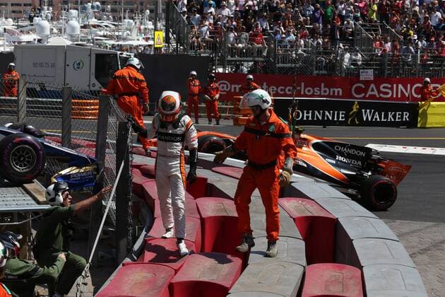 Bilder des Tages - SPORT Monaco Grand Prix, Monte Carlo 24 - 28 May 2017 28.05.2017 - Race, Crash, Stoffel Vandoorne (BEL) McLaren MCL32 