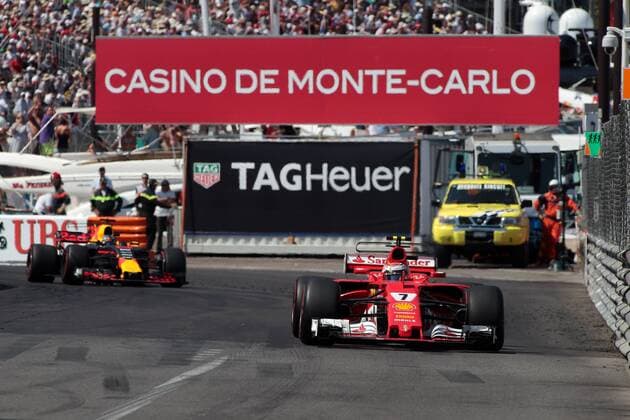 Monaco Grand Prix, Monte Carlo 24 - 28 May 2017 28.05.2017 - Race, Kimi Raikkonen (FIN) Scuderia Ferrari SF70H leads Daniel Ricciardo (AUS) Red Bull Racing RB13 