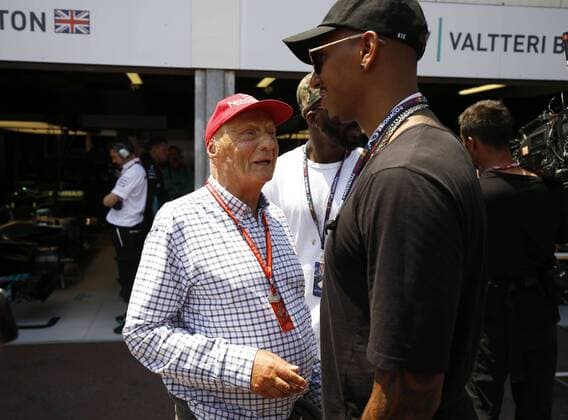Motorsports: FIA Formula One World Championship WM Weltmeisterschaft 2017, Grand Prix of Monaco, Niki Lauda (AUT, Mercedes AMG Petronas Formula One Team), Jerome Boateng Monte Carlo Monaco xHOCHxZWEIx