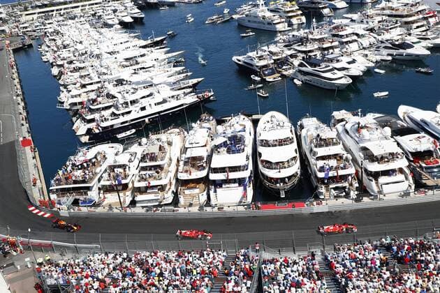 Motorsports: FIA Formula One World Championship WM Weltmeisterschaft 2017, Grand Prix of Monaco, 5 Sebastian Vettel (GER, Scuderia Ferrari), 7 Kimi Raikkonen (FIN, Scuderia Ferrari), 3 Daniel Ricciardo (AUS, Red Bull Racing), Monte Carlo Monaco xHOCHxZWEIx