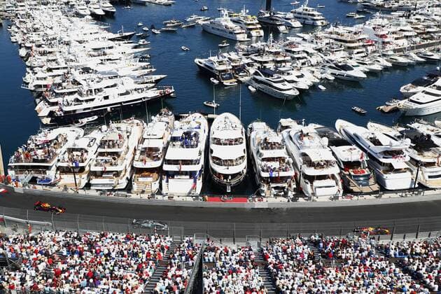Motorsports: FIA Formula One World Championship WM Weltmeisterschaft 2017, Grand Prix of Monaco, 3 Daniel Ricciardo (AUS, Red Bull Racing), 77 Valtteri Bottas (FIN, Mercedes AMG Petronas F1 Team), 33 Max Verstappen (NLD, Red Bull Racing), Monte Carlo Monaco xHOCHxZWEIx