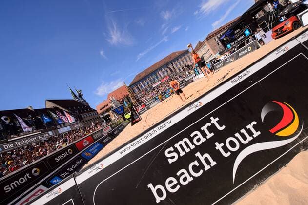 smart super cup Nürnberg; Smart Beach Tour 2017; Alexander Walkenhorst Sven Winter vs. Manuel Lohmann Julius Thole +++ + Nürnberg Germany xConnyxKurth HOCHxZWEIx