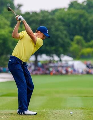 May 28, 2017 - Fort Worth, TX, USA - Jordan Spieth tees off on the 9th hole during the final round of the Dean & DeLuca Invitational golf tournament on Sunday, May 28, 2017 at Colonial Country Club in Fort Worth, Texas. Dean & DeLuca Invitational golf tournament - Round 4 - ZUMAm67_ 20170528_zaf_m67_061 Copyright: xRayxCarlinx