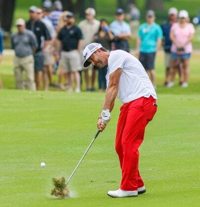 May 28, 2017 - Fort Worth, TX, USA - Scott Piercy hits a shot from the fairway on the 3rd hole during the final round of the Dean & DeLuca Invitational golf tournament on Sunday, May 28, 2017 at Colonial Country Club in Fort Worth, Texas. Dean & DeLuca Invitational golf tournament - Round 4 - ZUMAm67_ 20170528_zaf_m67_084 Copyright: xRayxCarlinx