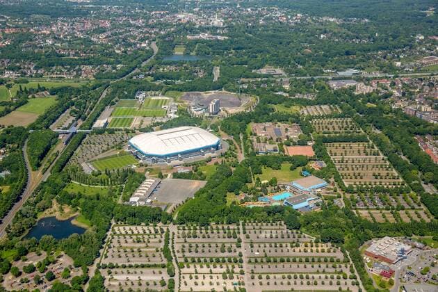 VELTINS-Arena, Schalke-Stadion, erste Bundeliga, Bundesligastadion, premier league, Schalker Feld, Gelsenkirchen, Ruhrgebiet, Nordrhein-Westfalen, Deutschland !ACHTUNGxMINDESTHONORARx60xEURO!
