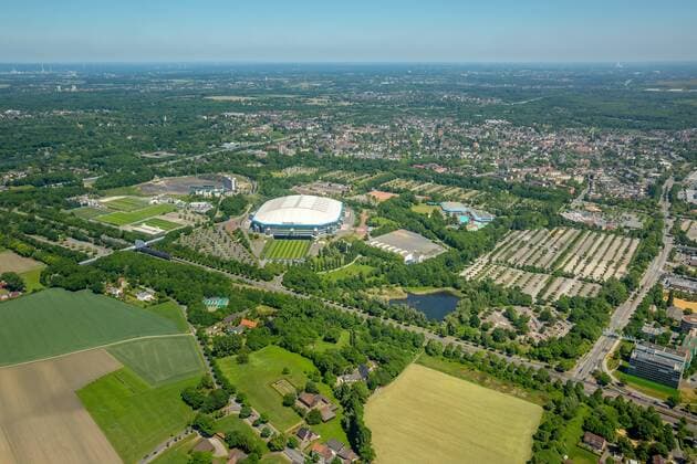 VELTINS-Arena, Schalke-Stadion, erste Bundeliga, Bundesligastadion, premier league, Schalker Feld, Gelsenkirchen, Ruhrgebiet, Nordrhein-Westfalen, Deutschland !ACHTUNGxMINDESTHONORARx60xEURO!