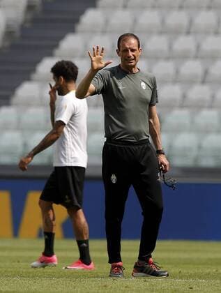 Entrenamiento de la Juventus en Cardiff. En la imagen, Allegri. Juventus practice session in Cardiff. In this picture, Allegri. xJOSExA.xGARCIAx 