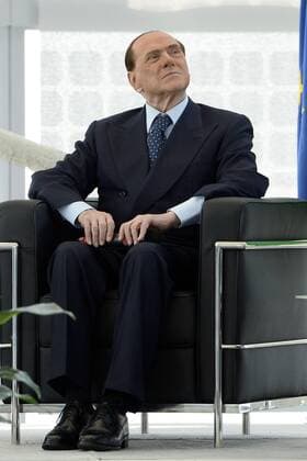 Fußball, Italien, Moratti und Berlusconi überreichen sich Trikots beim Ehrenpreis Rosa Camuna Db Milano 30 05 2017 - premio Rosa Camuna foto Daniele Buffa Image nella foto: Silvio Berlusconi 