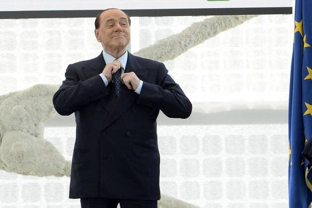 Fußball, Italien, Moratti und Berlusconi überreichen sich Trikots beim Ehrenpreis Rosa Camuna Db Milano 30 05 2017 - premio Rosa Camuna foto Daniele Buffa Image nella foto: Silvio Berlusconi 