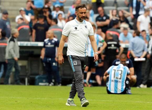 Trainer Vitor Pereira (1860 München) am Spielende Fussball München Relegation 30.05.2017 TSV 1860 München - SSV Jahn Regensburg