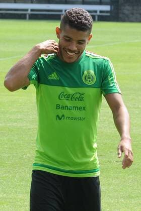 Fußball, Training Nationalteam Mexiko May 31, 2017 - Mexico - EUM20170531DEP02.JPG.CIUDAD DE MEXICO SoccerFutbol-Seleccion.- La Seleccion mexicana de futbol enfrenta a su similar de Irlanda, este jueves, 1 de junio de 2017, en juego amistoso en el MetLife Stadium en Nueva York, Estados Unidos. El mediocampista azteca, Jonathan dos Santos, en entrenamiento, 4 de octubre de 2016. Foto: Archivo Agencia EL UNIVERSALJMA. Latin News - May 31, 2017 - ZUMAu78_ 20170531_zaf_u78_014 Copyright: xElxUniversalx