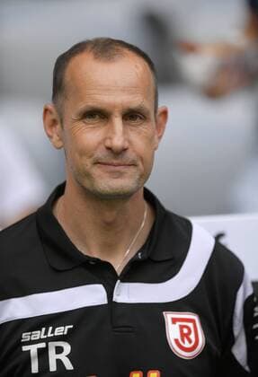 30.05.2017, Fussball 2.Bundesliga 2016 2017, Relegationsspiel zur 2.Liga Rückspiel, TSV 1860 München - SSV Jahn Regensburg, in der Allianz-Arena München, Trainer Heiko Herrlich (Jahn Regensburg). 