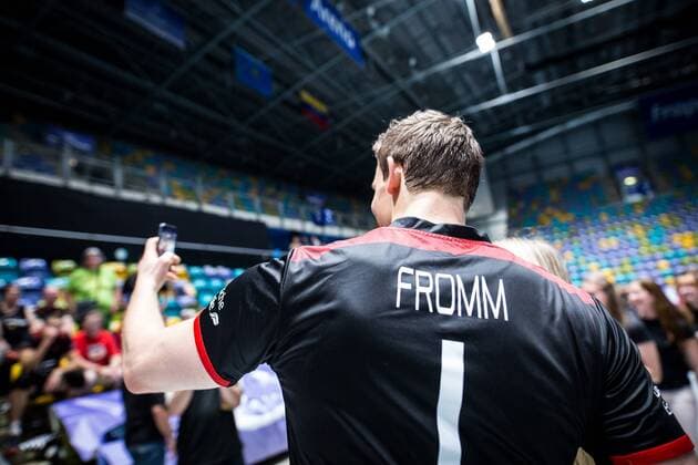 Tim Broshog (15 GER) and Christian Fromm (1 GER) taking a selfie with fans Frankfurt Main Copyright: xWuechnerx xEibner-Pressefotox EP_nwr